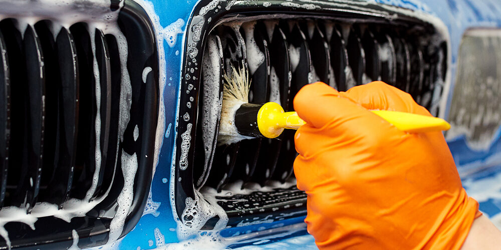What Car Detailing DOES and DOESN’T Include