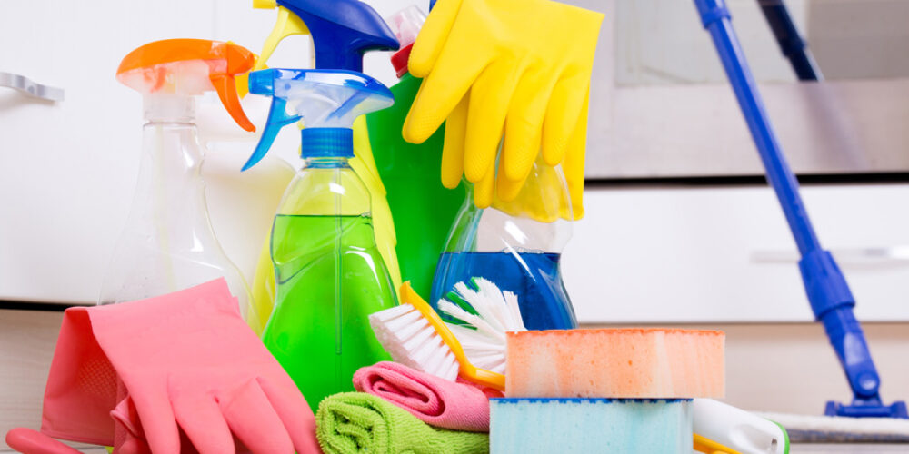 5 Housekeeping Tips Direct From the Pros